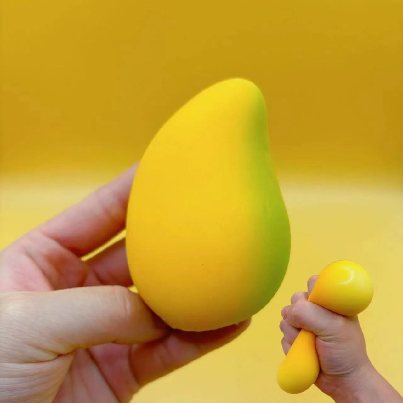 Juguete antiestrés Mango Squishy Ball | Juguete inquieto de rebote súper lento para la ansiedad
