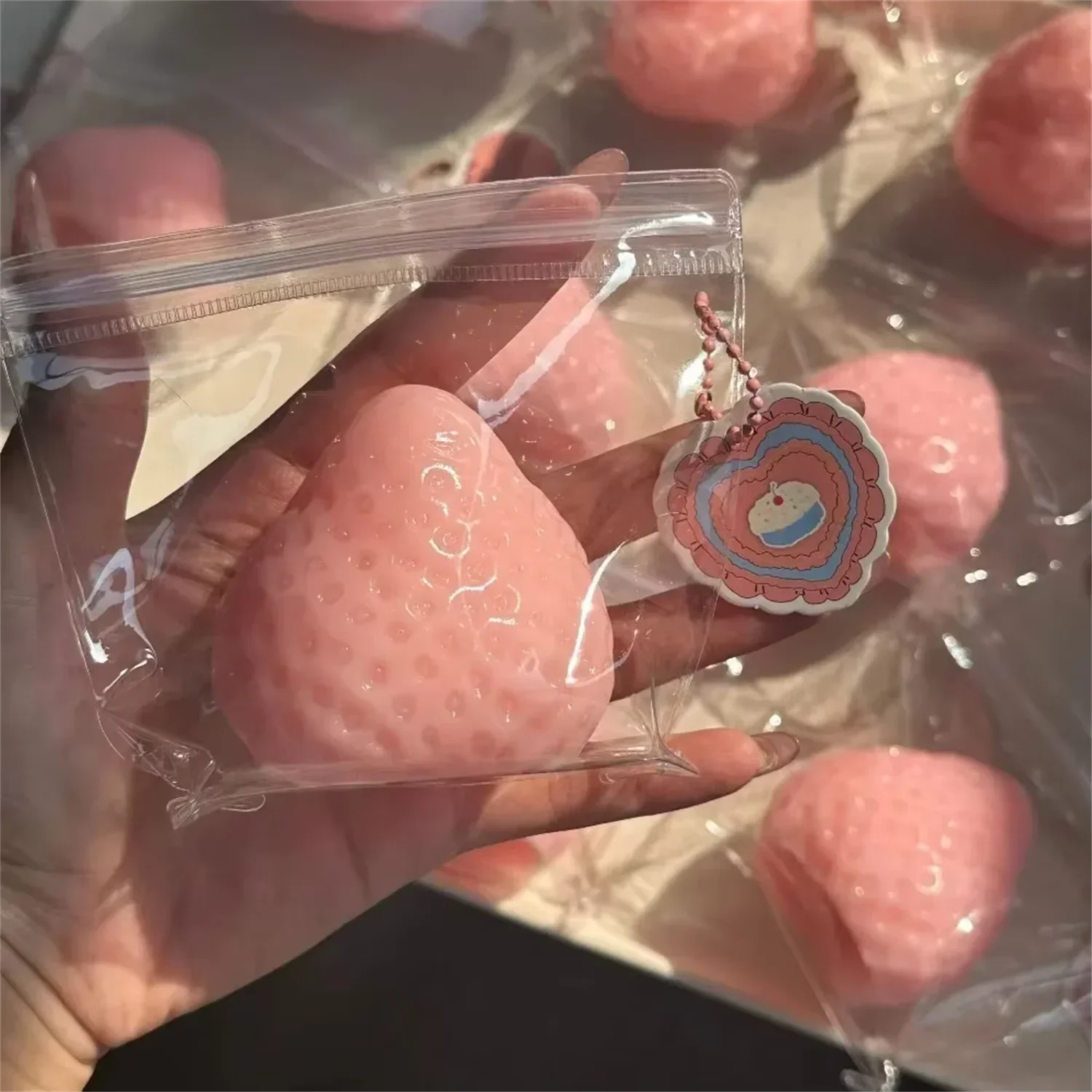 Juego de juguetes antiestrés blandos de fresa | 3 piezas de TPR suave para apretar