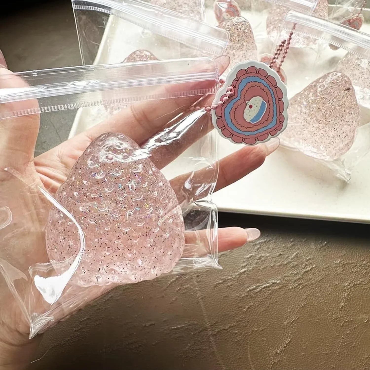 Juego de juguetes antiestrés blandos de fresa | 3 piezas de TPR suave para apretar
